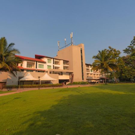 Signature Club Resort Devanahalli Extérieur photo