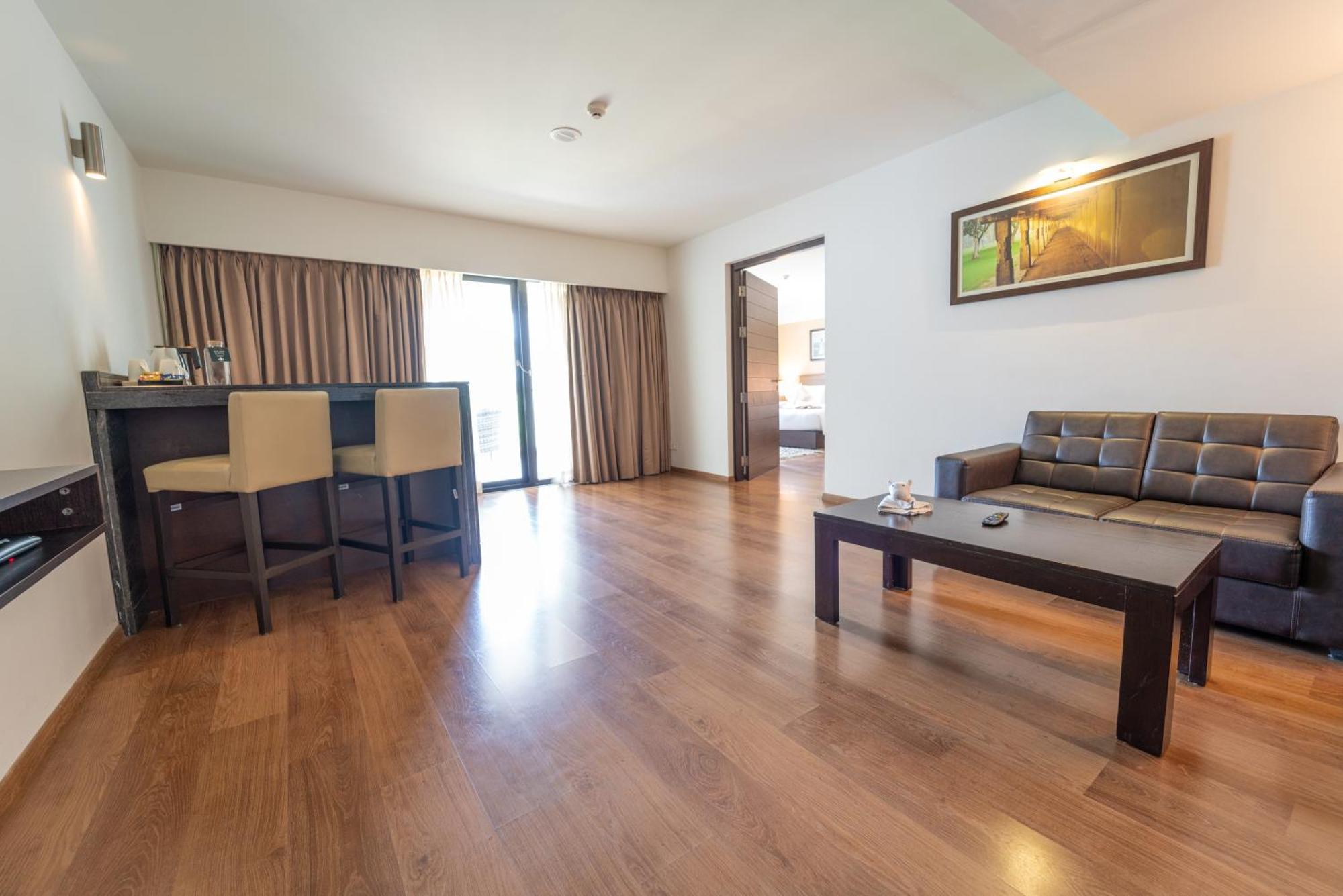 Signature Club Resort Devanahalli Extérieur photo