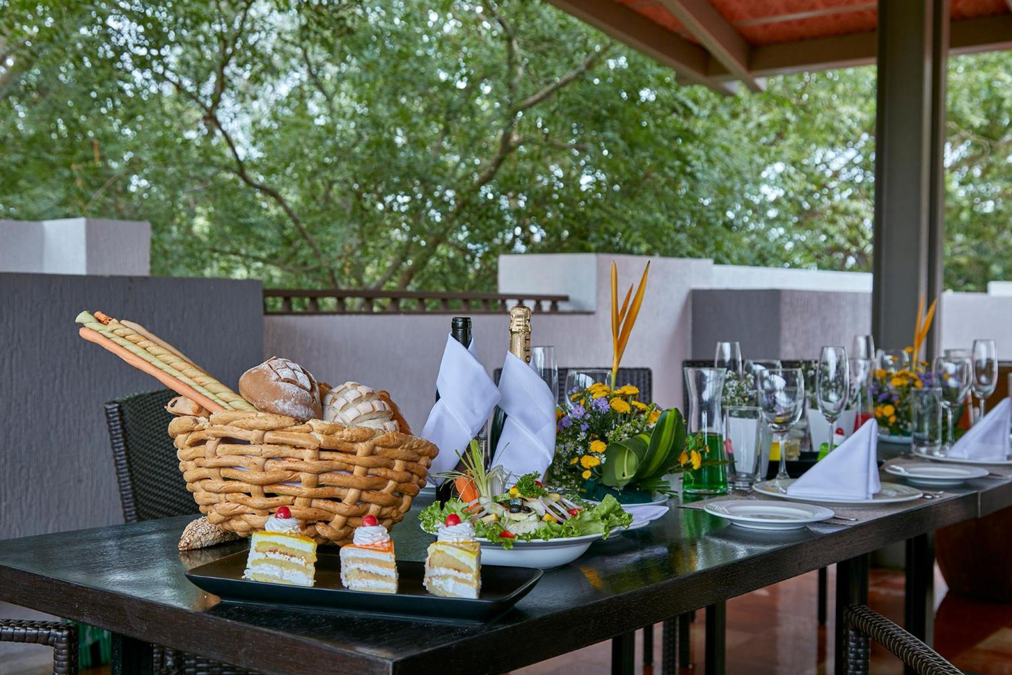 Signature Club Resort Devanahalli Extérieur photo